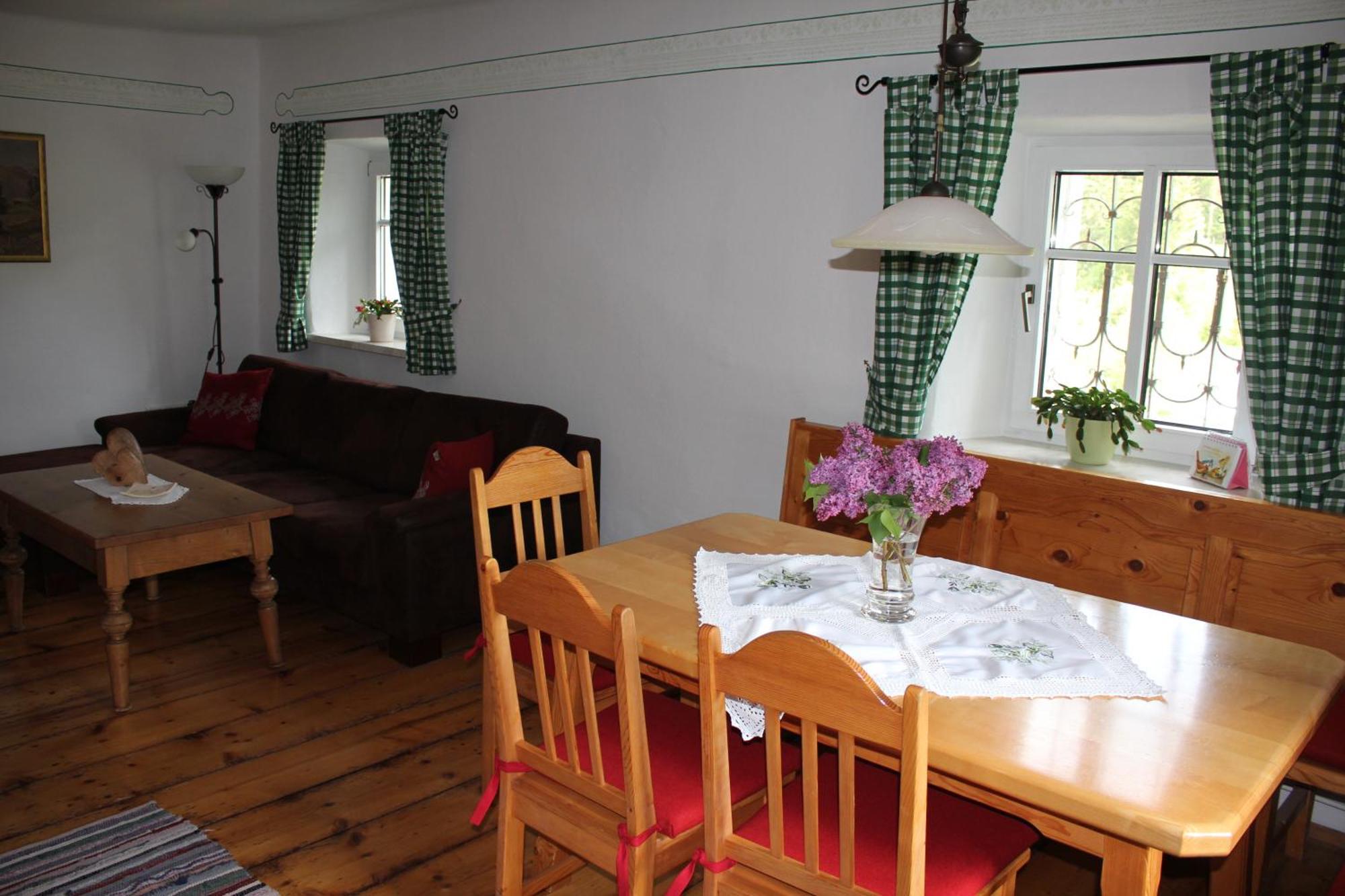 Urlaub Am Bio-Bauernhof Liebchen Villa Zeutschach ภายนอก รูปภาพ
